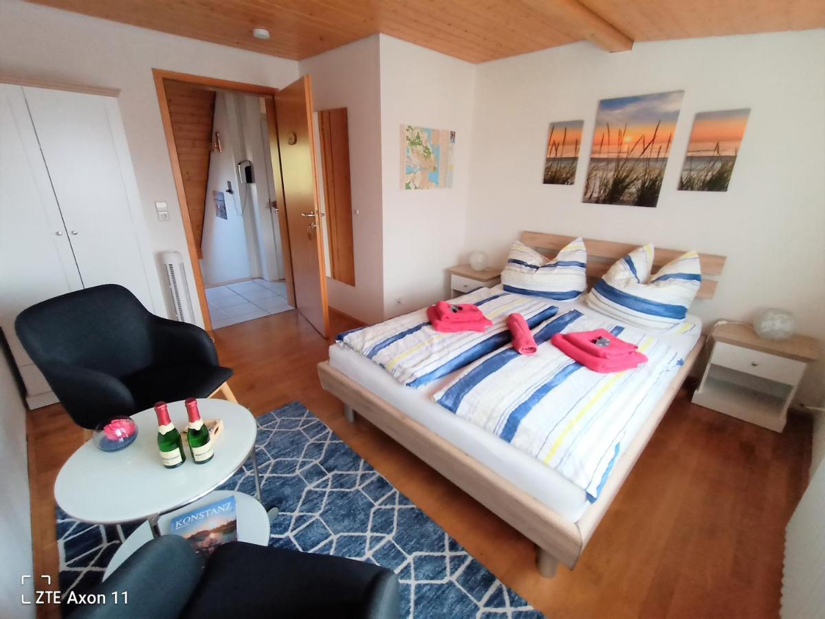 Bodensee Privatzimmer "Haus Am Weinberg Konstanz" Buitenkant foto